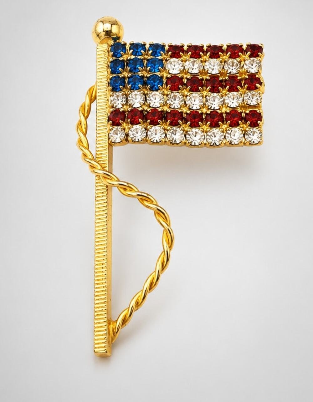 Vintage Multicolor Brooch Brilliant Rhinestone US American Flag 2 Inch Pin go-41